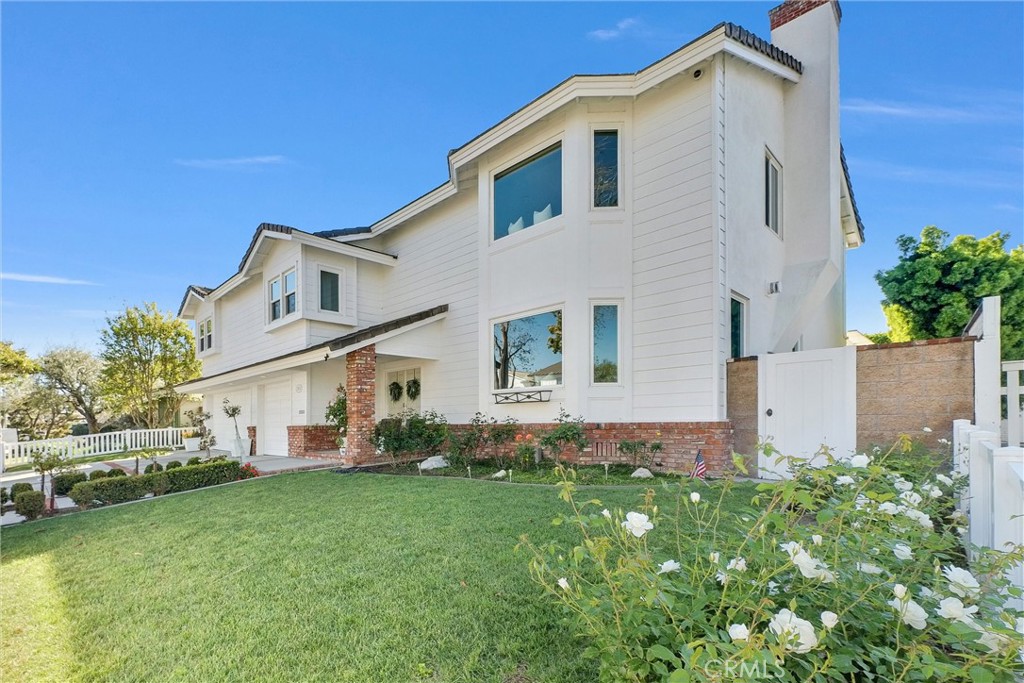 1915 LEEWARD, Newport Beach CA 92660 - photo 4