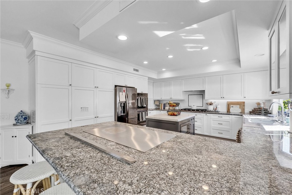 1915 LEEWARD, Newport Beach CA 92660 - photo 16