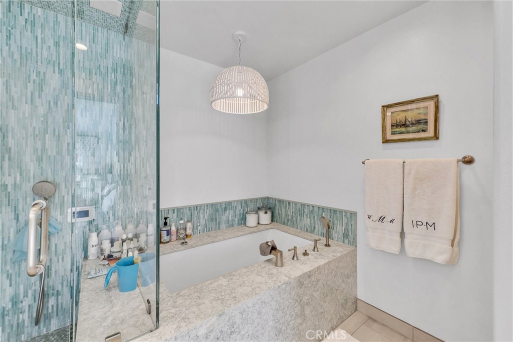 1915 LEEWARD, Newport Beach CA 92660 - photo 37