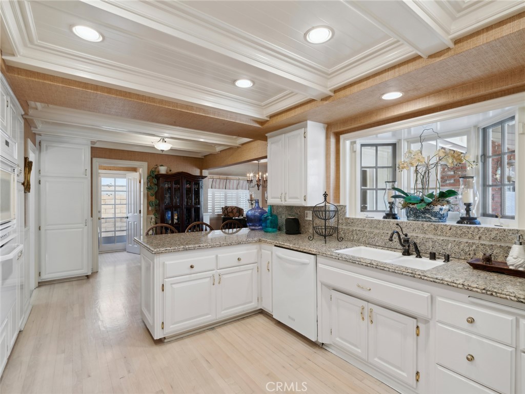 1924 Leeward Lane, Newport Beach CA 92660 - photo 12