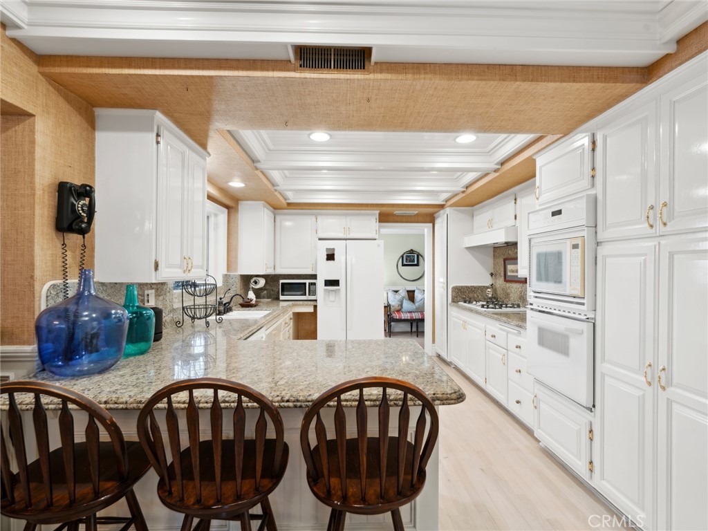 1924 Leeward Lane, Newport Beach CA 92660 - photo 14
