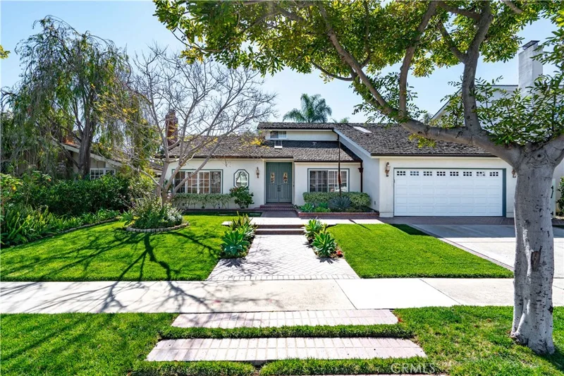 1955 Port Laurent, Newport Beach, CA 92660