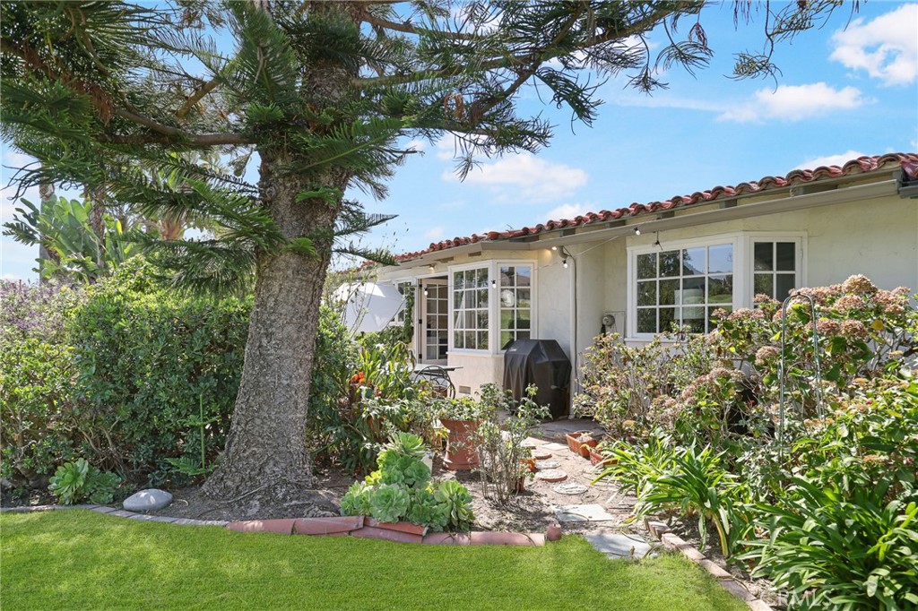 1966 Vista Caudal, Newport Beach CA 92660 - photo 27