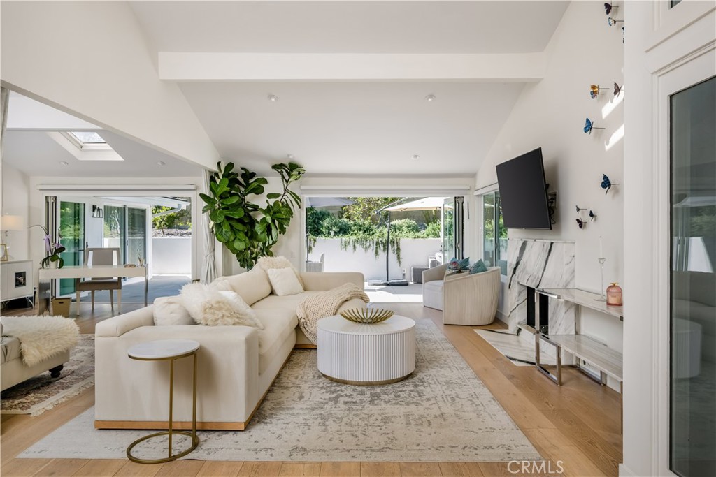 2 Maritime Drive, Corona Del Mar CA 92625 - photo 12