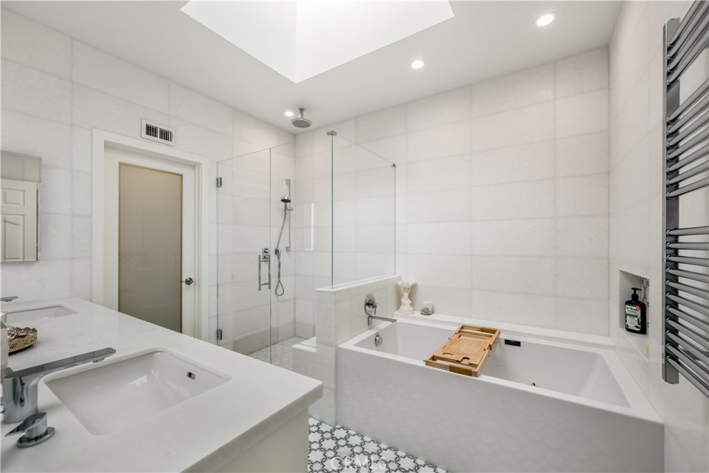 2 Maritime Drive, Corona Del Mar CA 92625 - photo 21