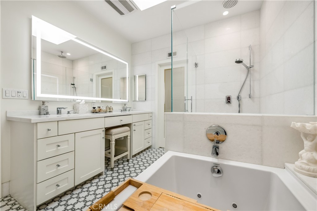 2 Maritime Drive, Corona Del Mar CA 92625 - photo 22
