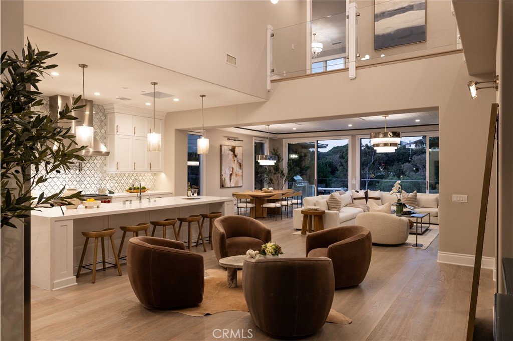2 Rue Biarritz, Newport Beach CA 92660 - photo 3