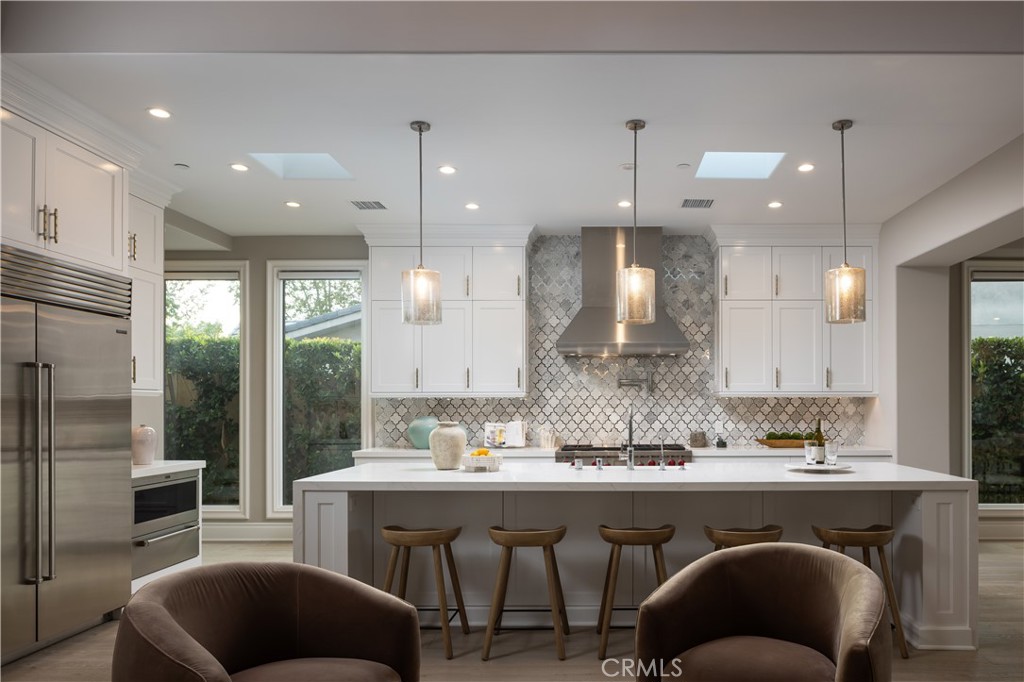 2 Rue Biarritz, Newport Beach CA 92660 - photo 9