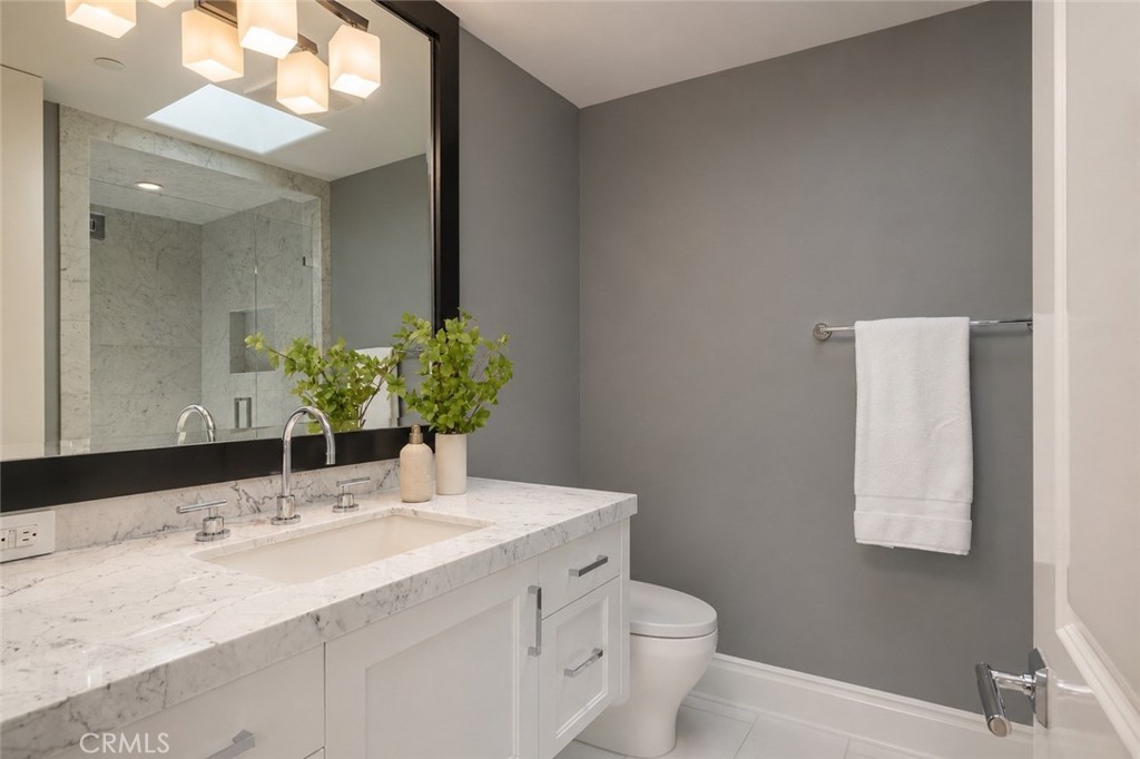 2 Rue Biarritz, Newport Beach CA 92660 - photo 24