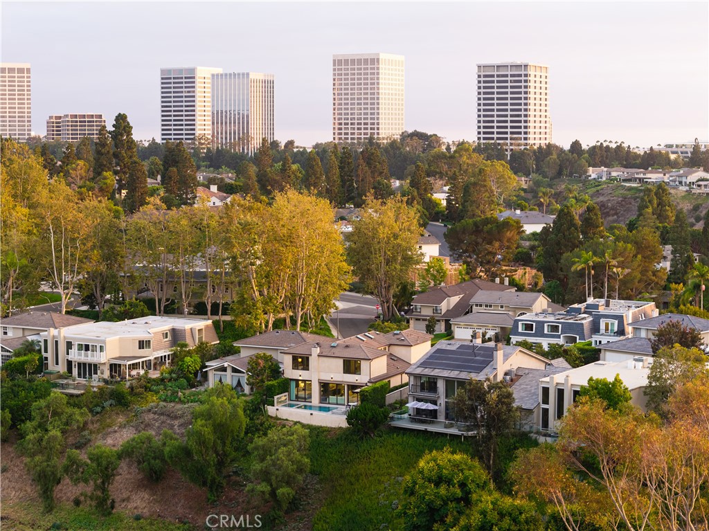 2 Rue Biarritz, Newport Beach CA 92660 - photo 41