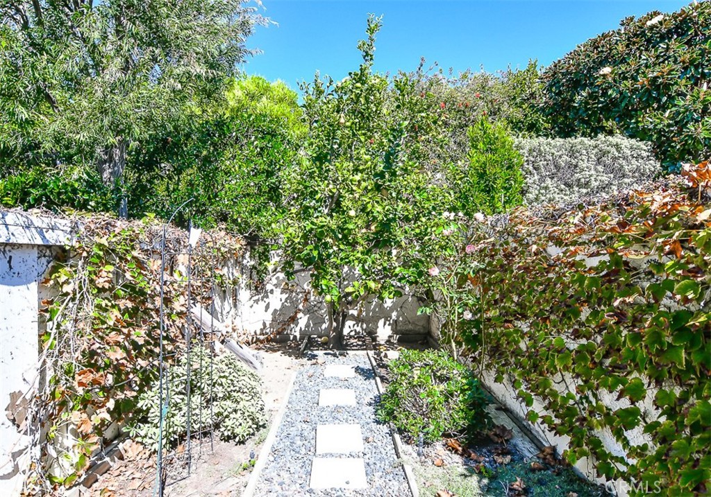 2 Sandbar, Corona Del Mar CA 92625 - photo 32
