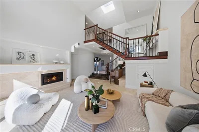 2 Vienna, Newport Beach