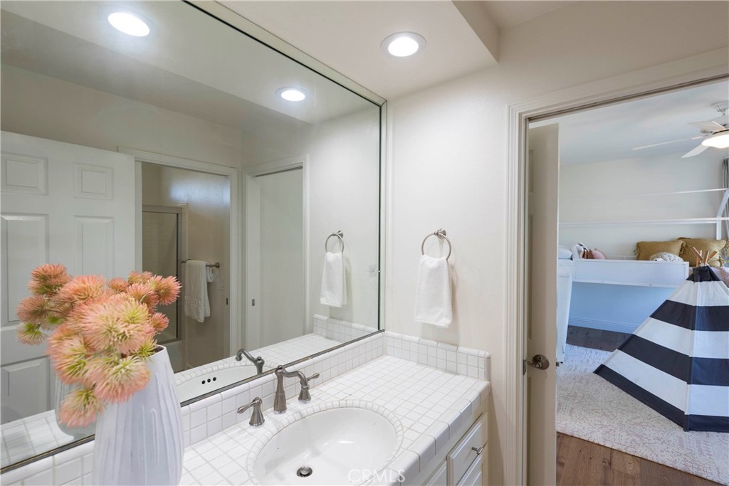 2 Vienna, Newport Beach CA 92660 - photo 17