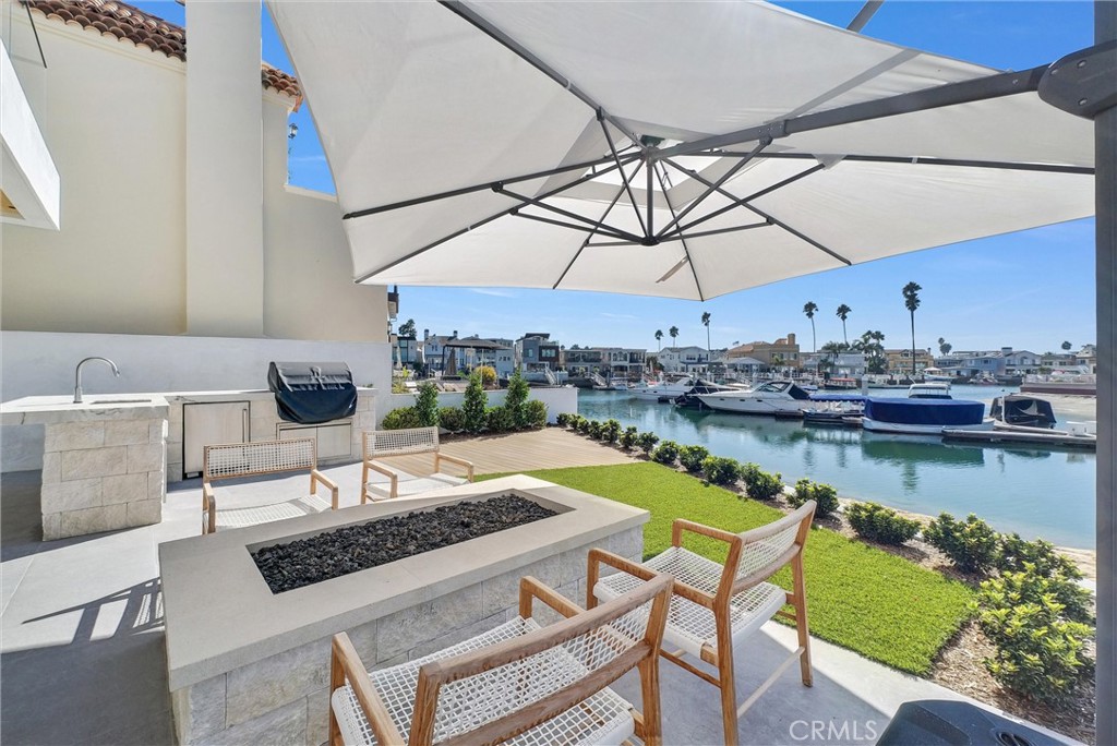 20 Balboa Coves, Newport Beach CA 92663 - photo 1