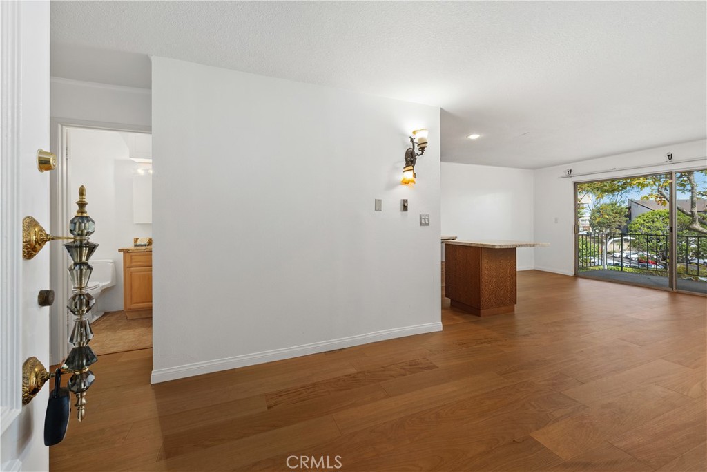 200 Mcneil 215, Newport Beach CA 92663 - photo 5