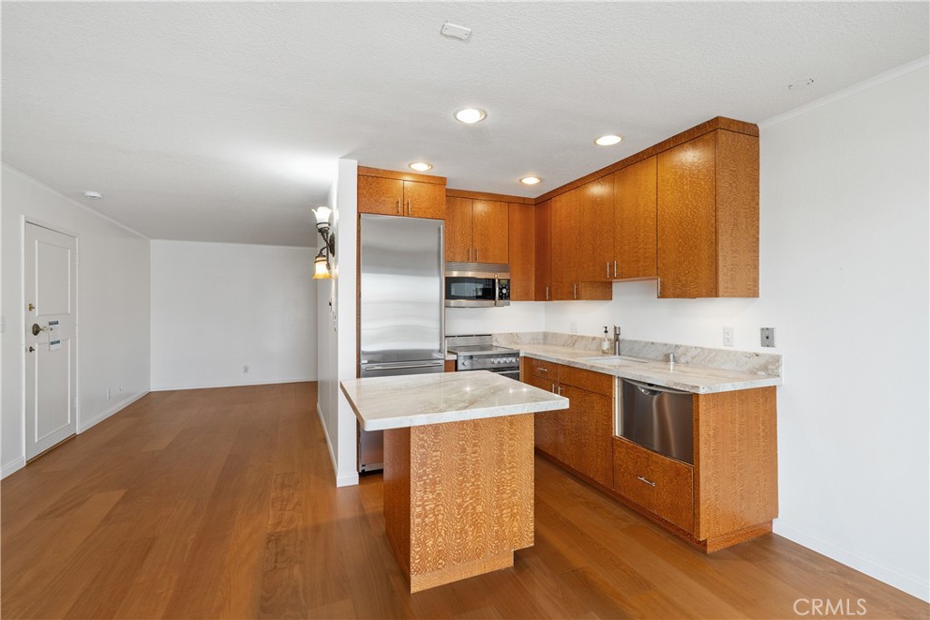 200 Mcneil 215, Newport Beach CA 92663 - photo 7