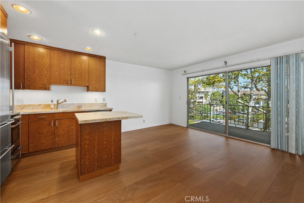 200 Mcneil 215, Newport Beach CA 92663 - photo 10