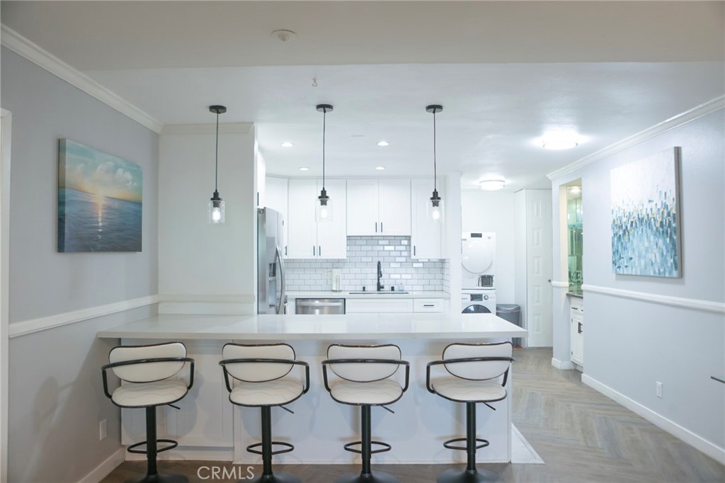 200 Mcneil Lane 102, Newport Beach CA 92663 - photo 1