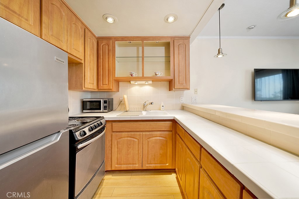 200 Mcneil Lane, Newport Beach CA 92663 - photo 9