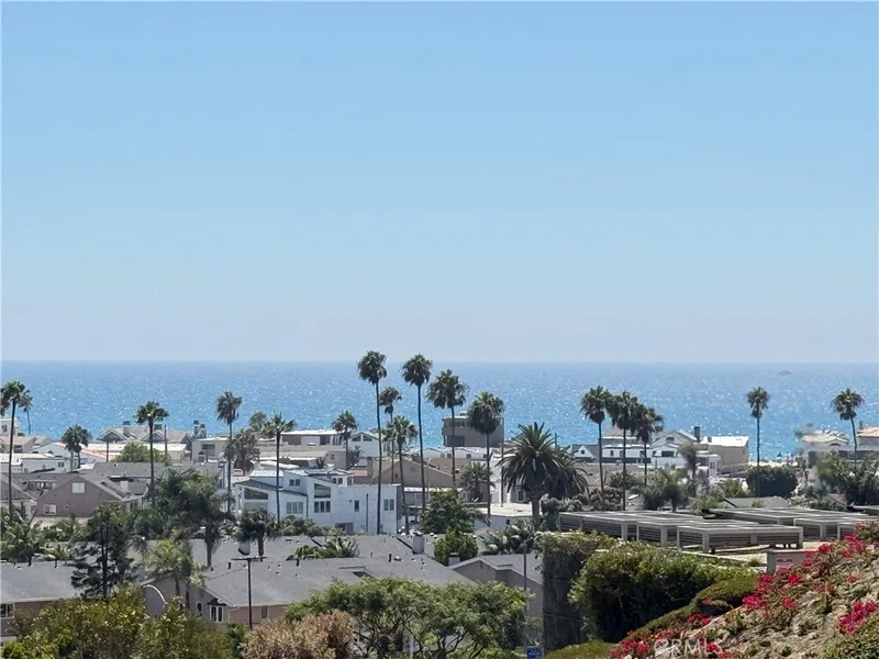 200 Paris 210, Newport Beach, CA 92663