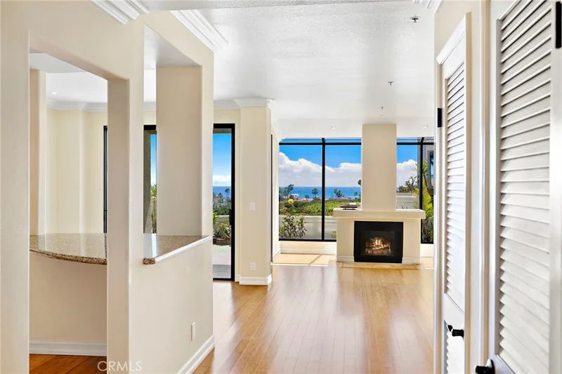 200 Paris Lane 111, Newport Beach, CA 92663