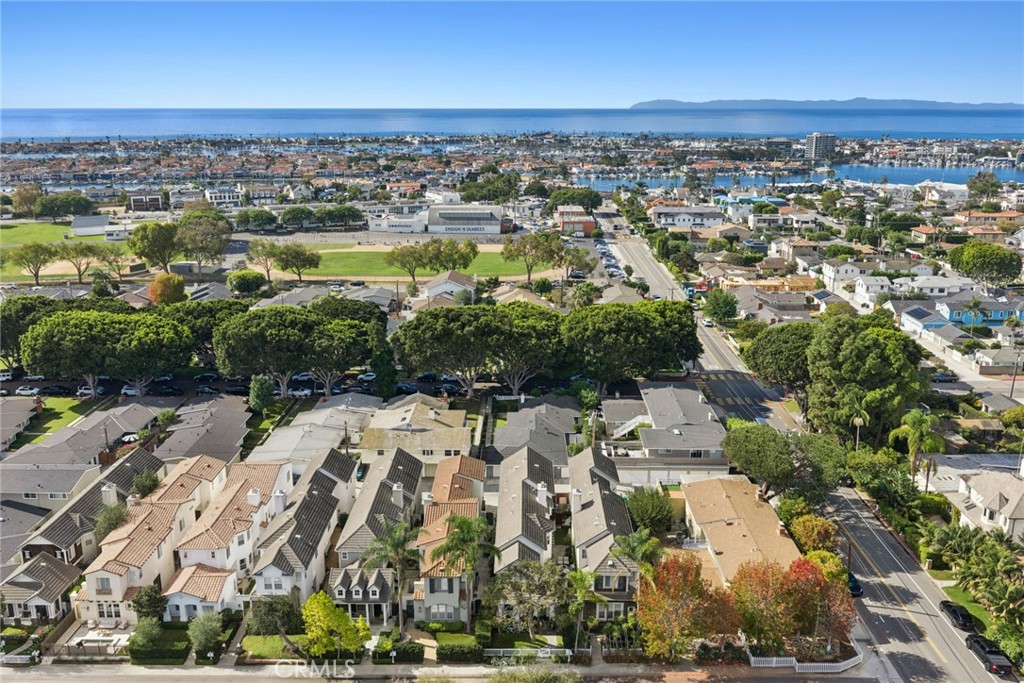 2001 Haven, Newport Beach CA 92663 - photo 3
