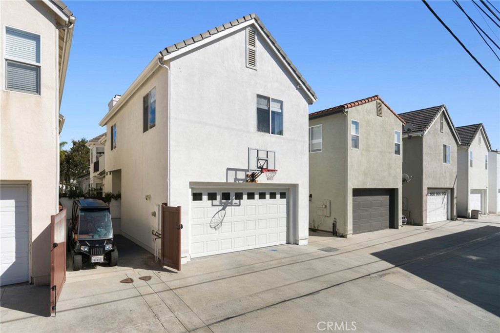 2001 Haven, Newport Beach CA 92663 - photo 38