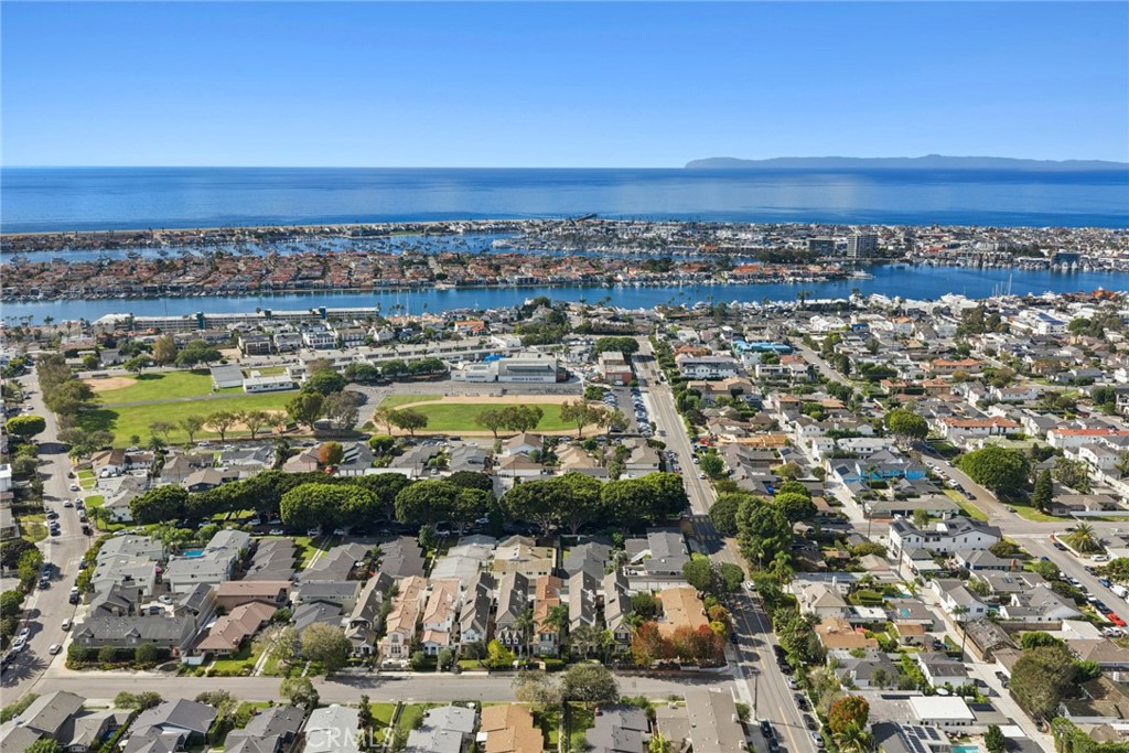2001 Haven, Newport Beach CA 92663 - photo 40