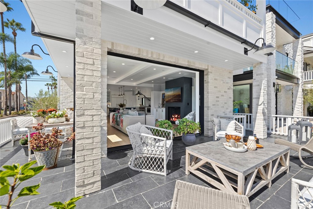 201 Opal Avenue, Newport Beach CA 92662 - photo 13