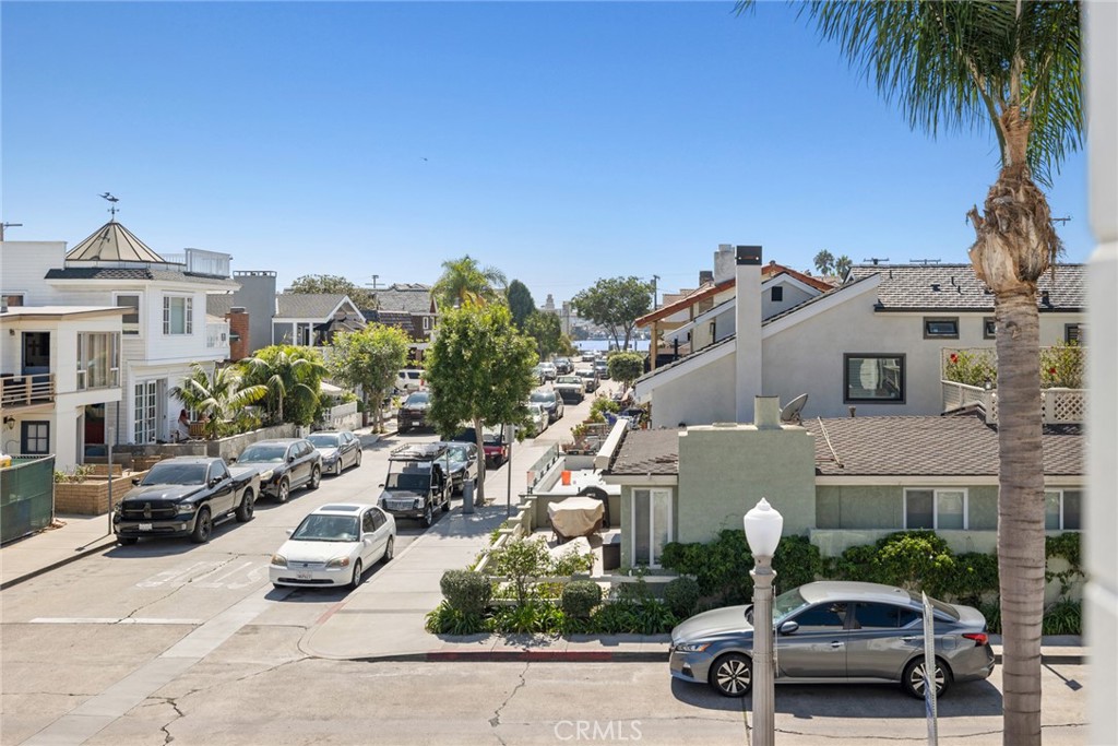 201 Opal Avenue, Newport Beach CA 92662 - photo 20