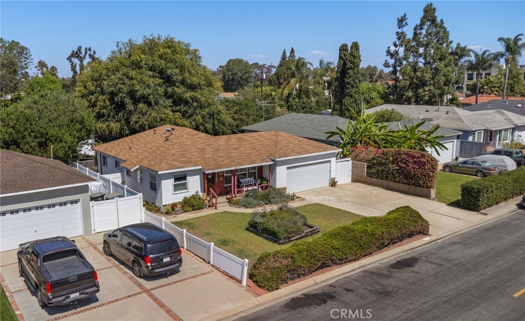 20111 Spruce Avenue, Newport Beach CA 92660 - photo 1