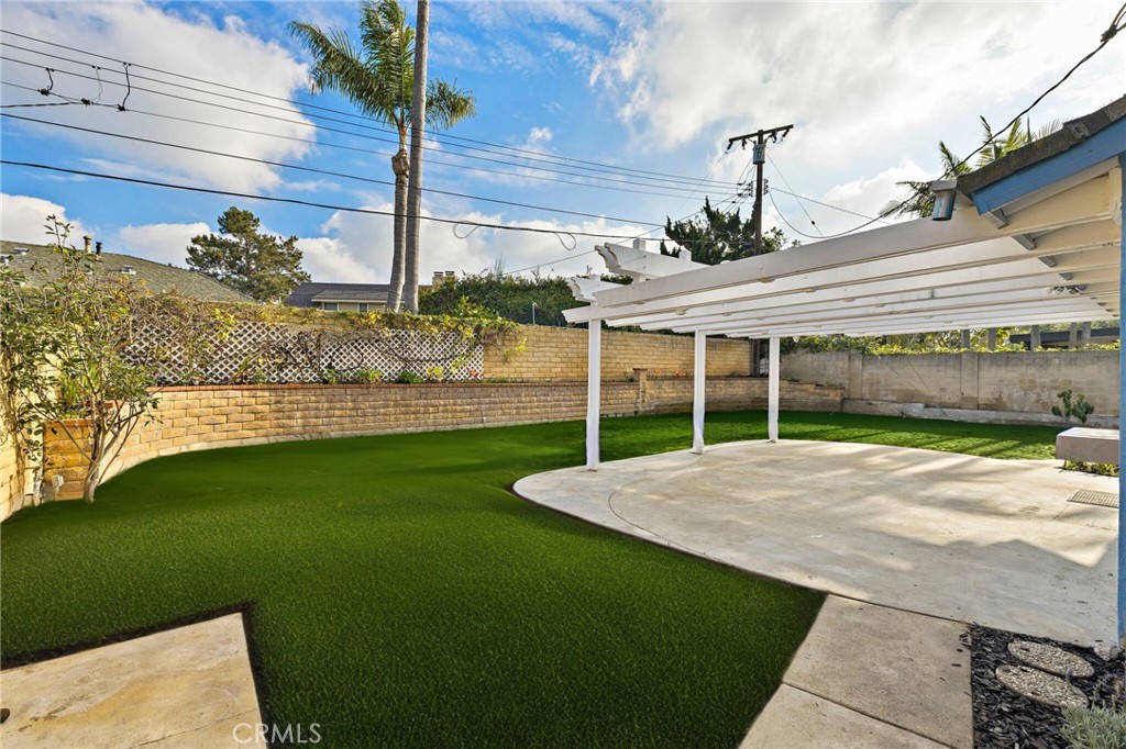 20152 Redlands Drive, Newport Beach CA 92660 - photo 1