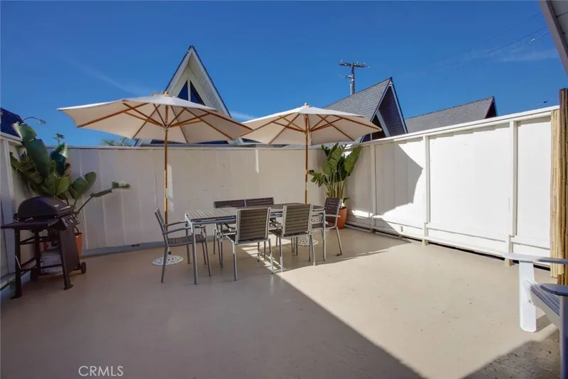 202 15th Street B, Newport Beach, CA 92663