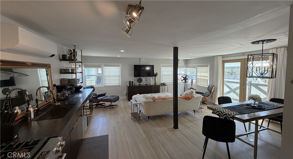 202 Tremont, Newport Beach CA 92660 - photo 7
