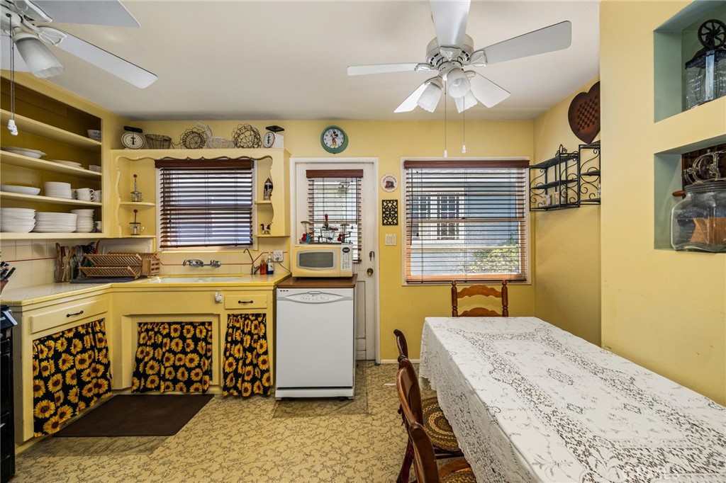 20282 Bayview, Newport Beach CA 92660 - photo 11