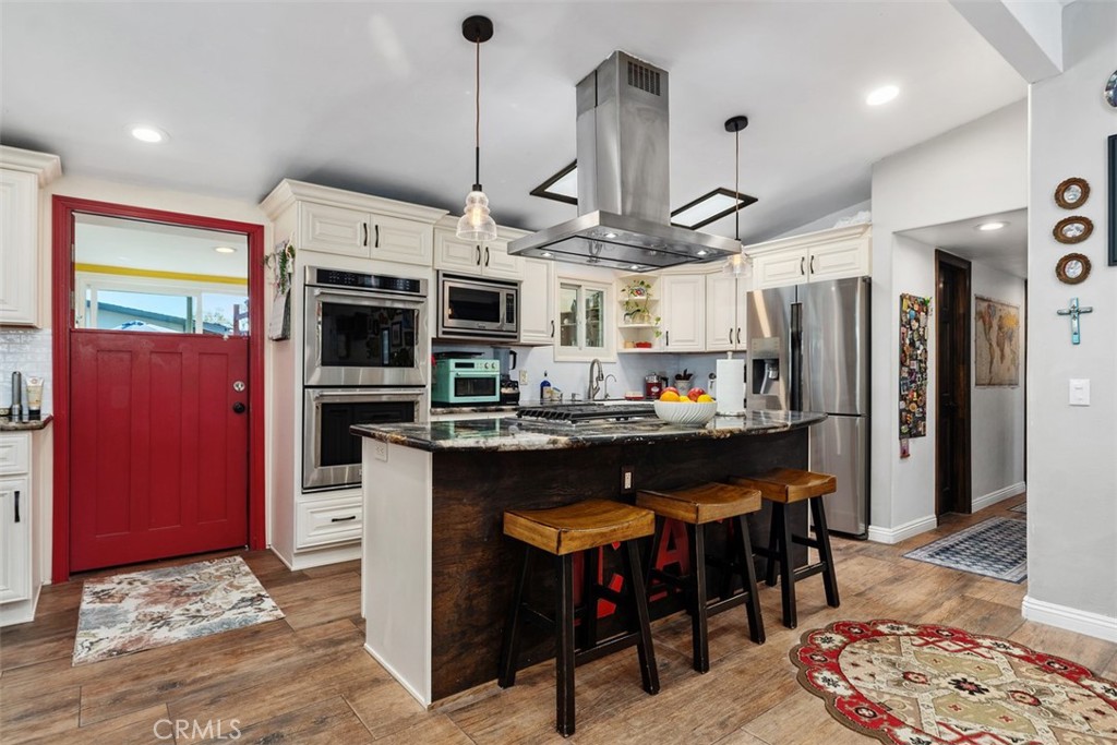 Kitchen- - 20292 RIVERSIDE, Newport Beach CA 92660 - photo 15