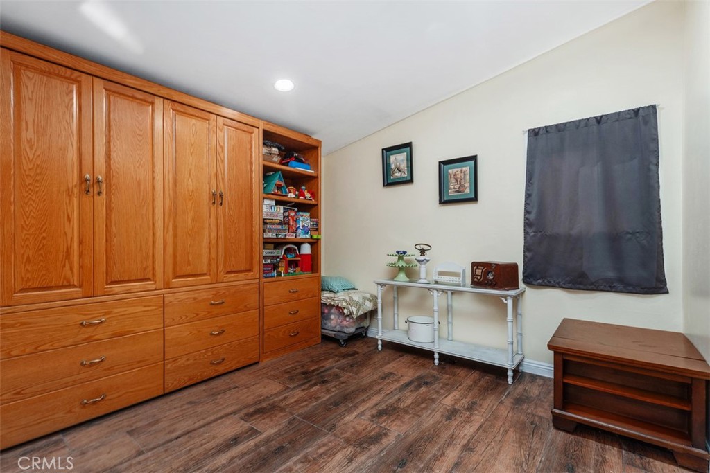 4th bedroom - 20292 RIVERSIDE, Newport Beach CA 92660 - photo 29