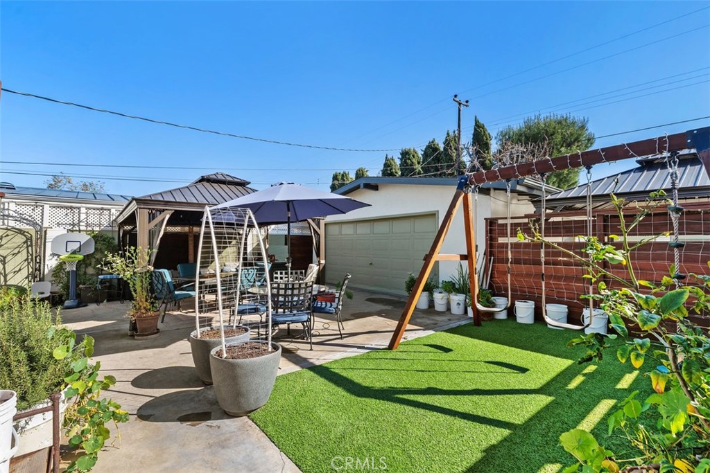 2 car Garage - currently used for kennel business storage - 20292 RIVERSIDE, Newport Beach CA 92660 - photo 35