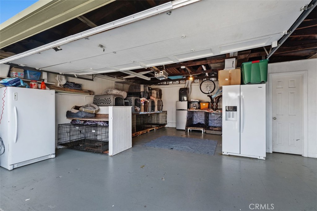 Garage interior - 20292 RIVERSIDE, Newport Beach CA 92660 - photo 36