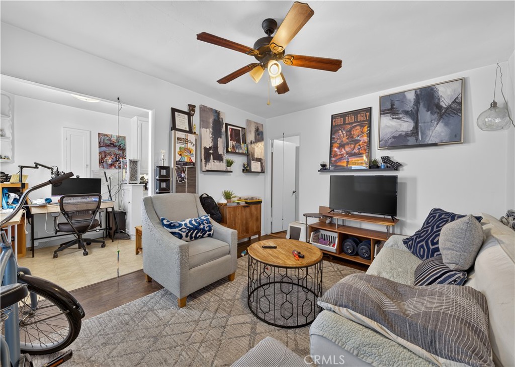 203 6th Street, Newport Beach CA 92661 - photo 17