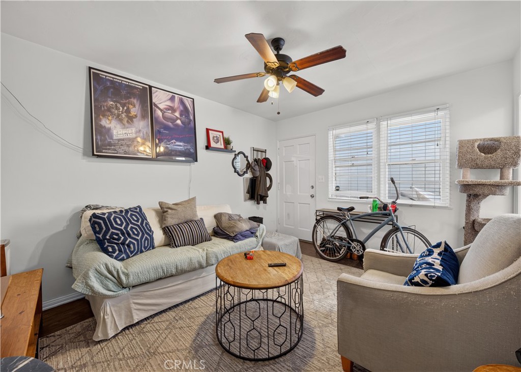 203 6th Street, Newport Beach CA 92661 - photo 18