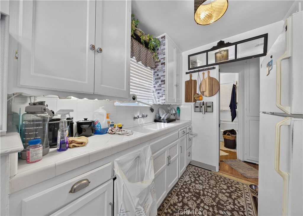 203 6th Street, Newport Beach CA 92661 - photo 20