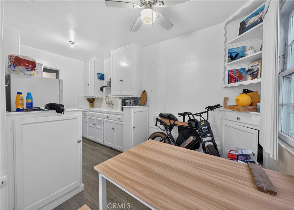 203 6th Street, Newport Beach CA 92661 - photo 28