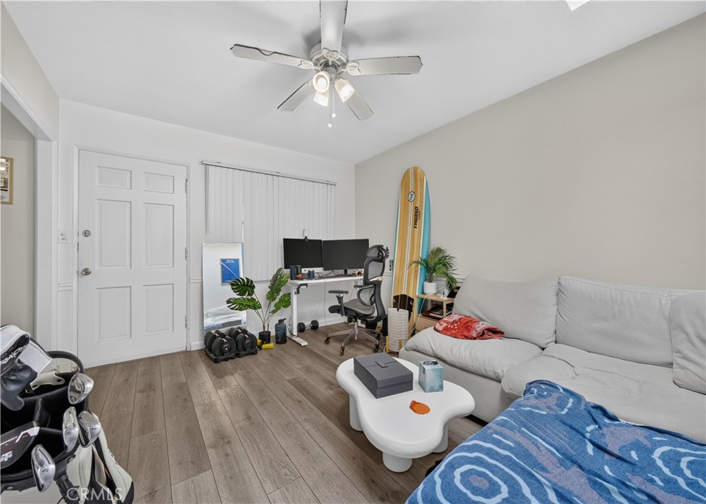203 6th Street, Newport Beach CA 92661 - photo 30