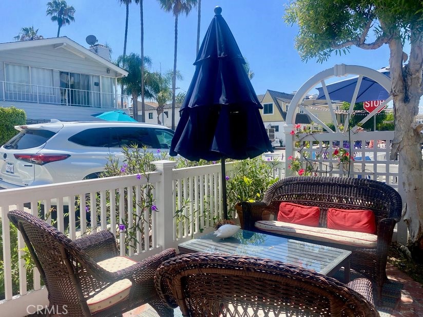 203 Amethyst Avenue, Newport Beach CA 92662 - photo 2