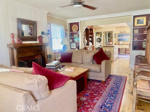 203 Amethyst Avenue, Newport Beach CA 92662 - photo 4