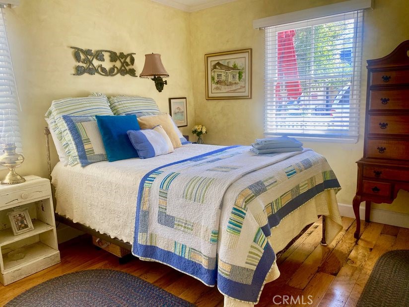 203 Amethyst Avenue, Newport Beach CA 92662 - photo 9