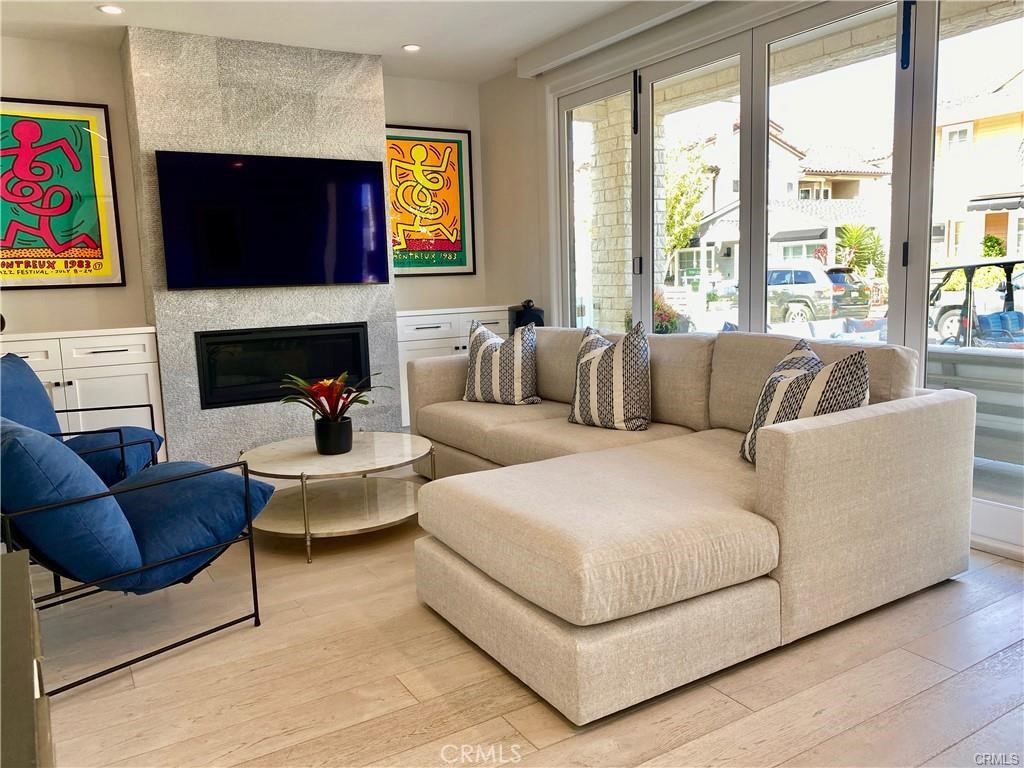 203 Sapphire, Newport Beach CA 92662 - photo 3