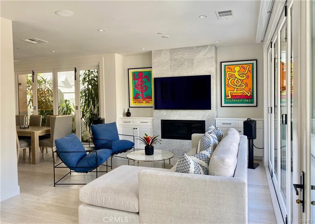 203 Sapphire, Newport Beach CA 92662 - photo 4