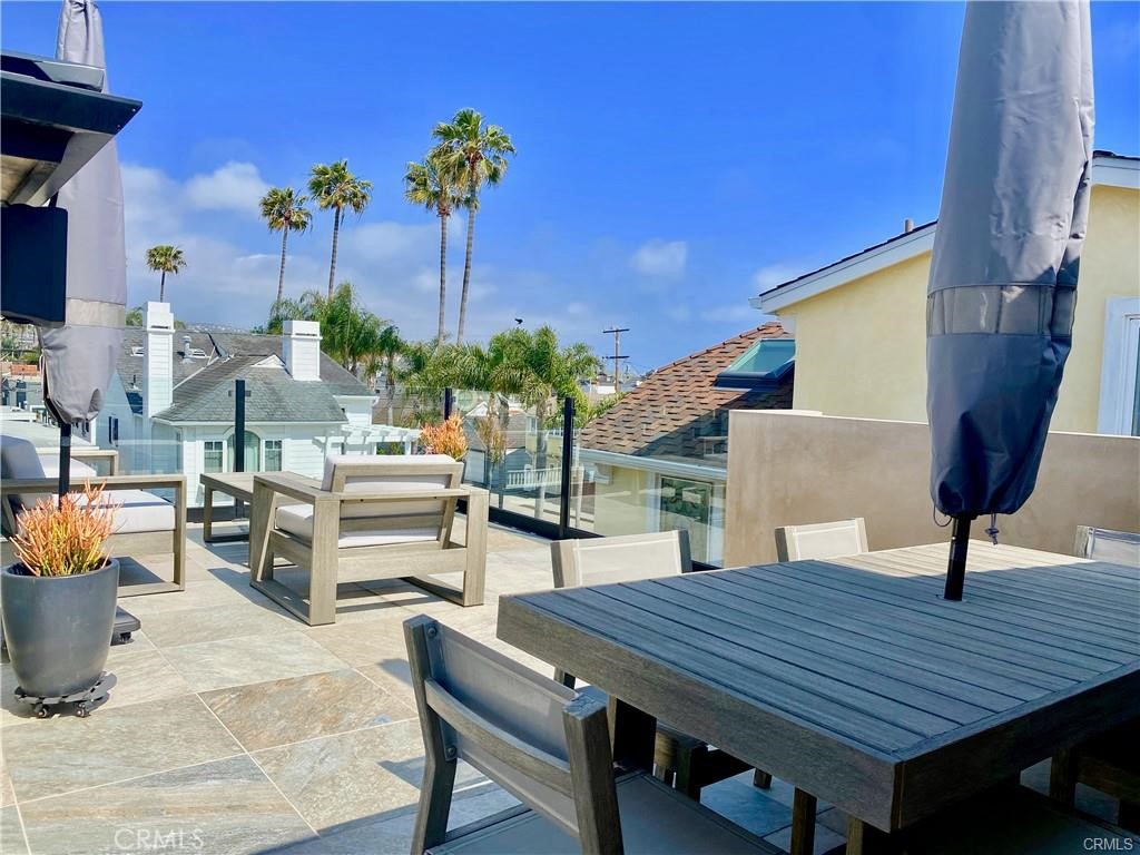 203 Sapphire, Newport Beach CA 92662 - photo 23
